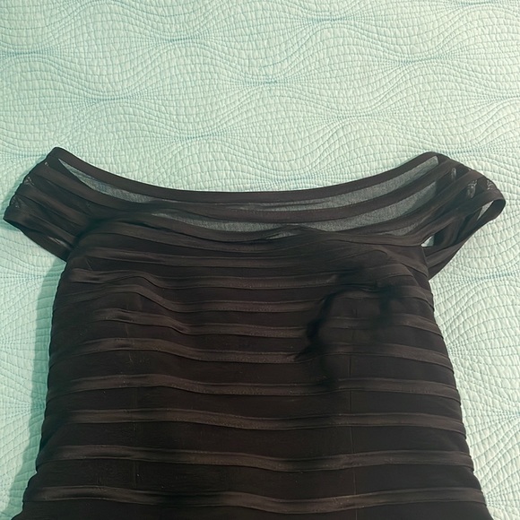 Js collection petite black striped cropped top - Picture 13 of 13